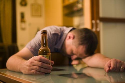 喝酒上瘾为什么会引起阳痿和前列腺炎